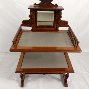 Tocador washstand