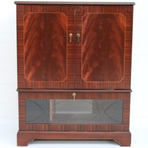 APARADOR INGLES GABINETE DE TV VINTAGE