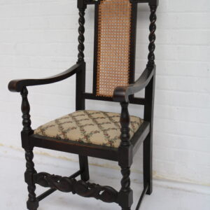 Silla de salón vintage inglesa, con soporte Barley Twist