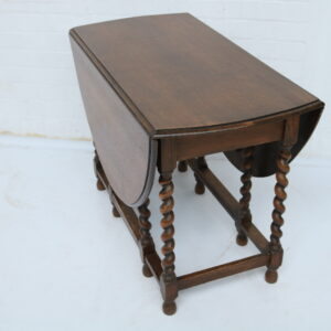 Mesa plegable vintage inglesa de roble con patas Barley Twist